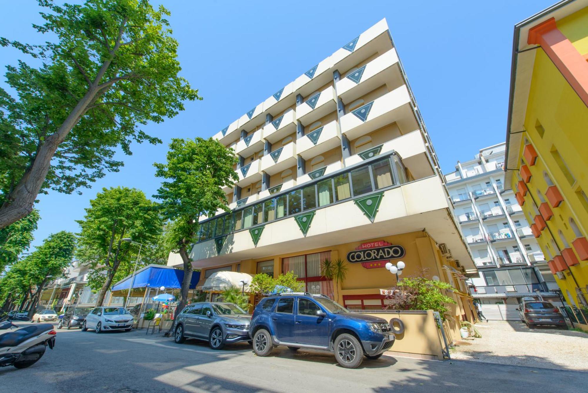 Hotel Colorado Римини Экстерьер фото