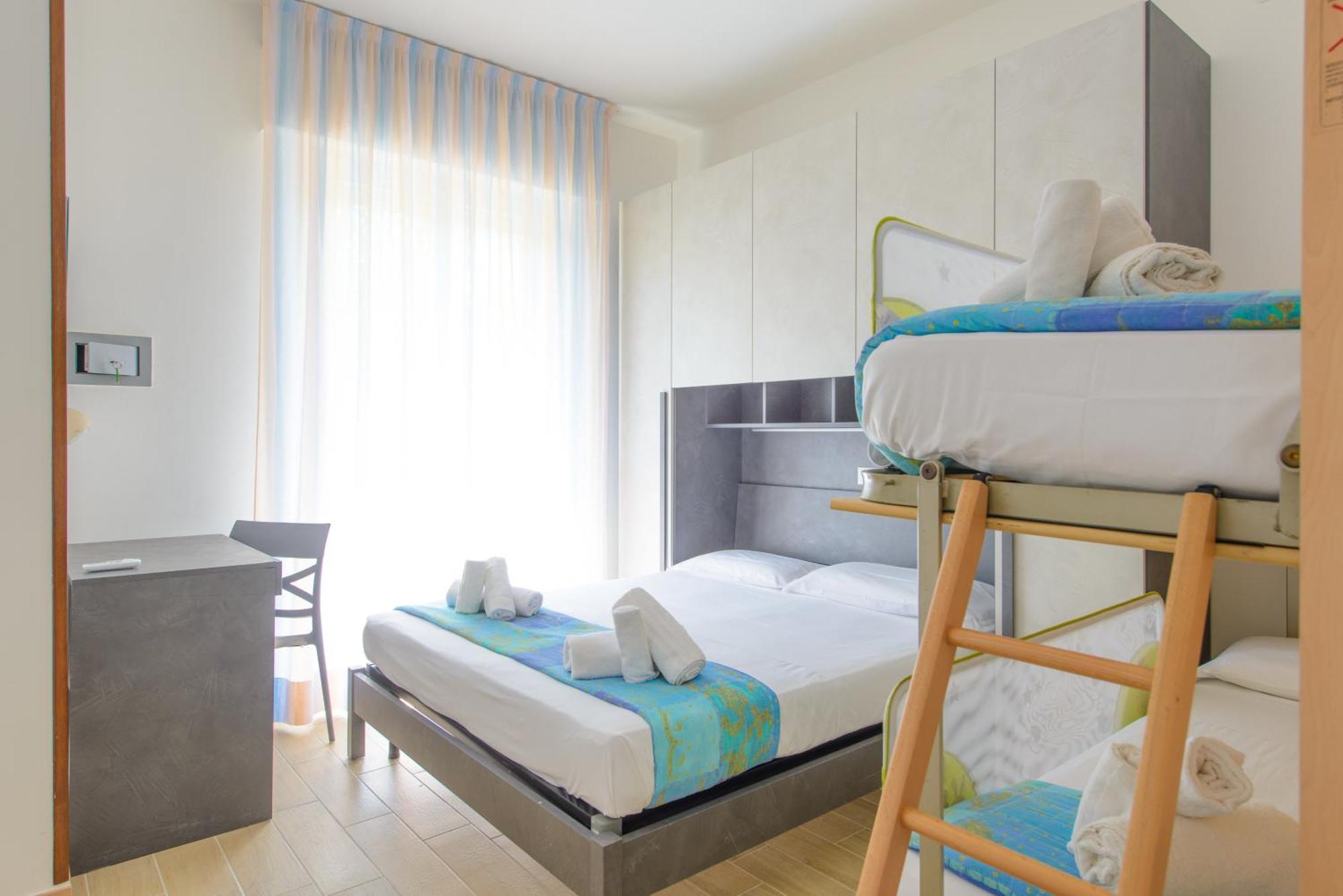 Hotel Colorado Римини Экстерьер фото